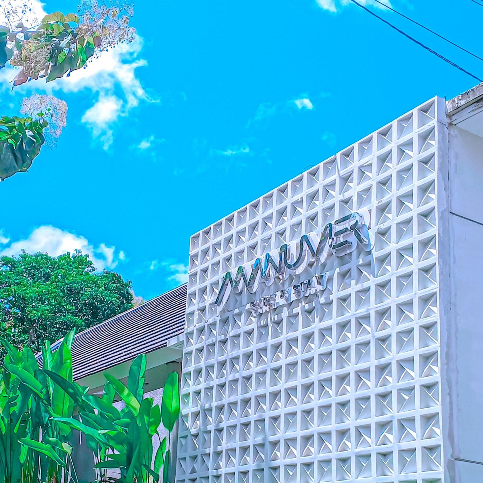 Manuver Surf And Stay Uluwatu Bali Jimbaran  Exterior photo